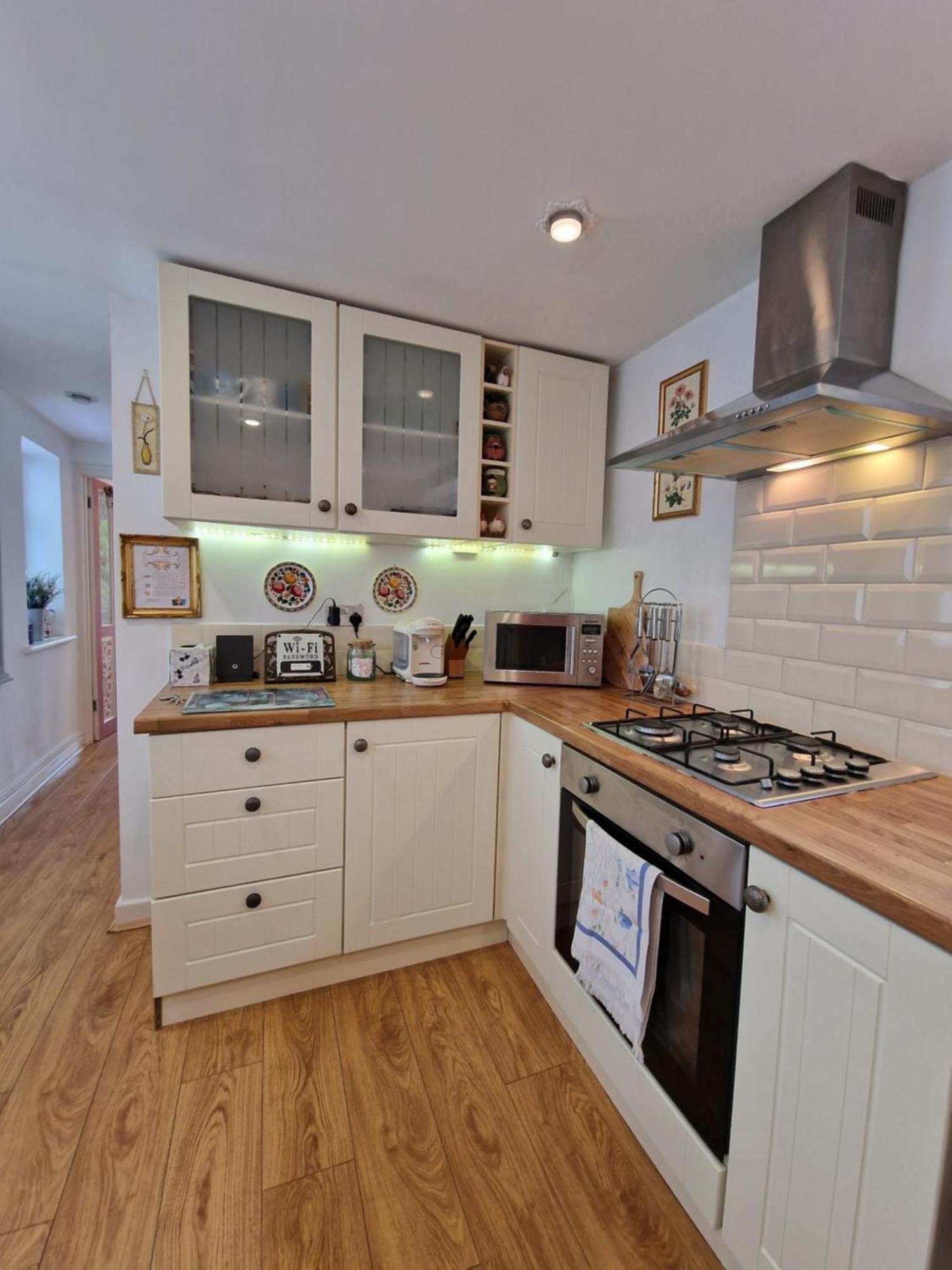 Town Cottage Ground Floor Appartment Bridgend  Eksteriør bilde